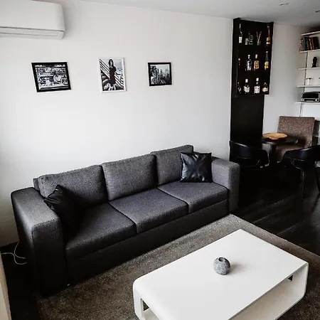 Apartment Ah Kuzmanyho Aircon