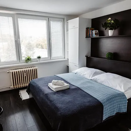 Ah Kuzmanyho Aircon * Košice