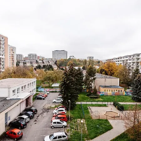 Ah Kuzmanyho Aircon Apartment