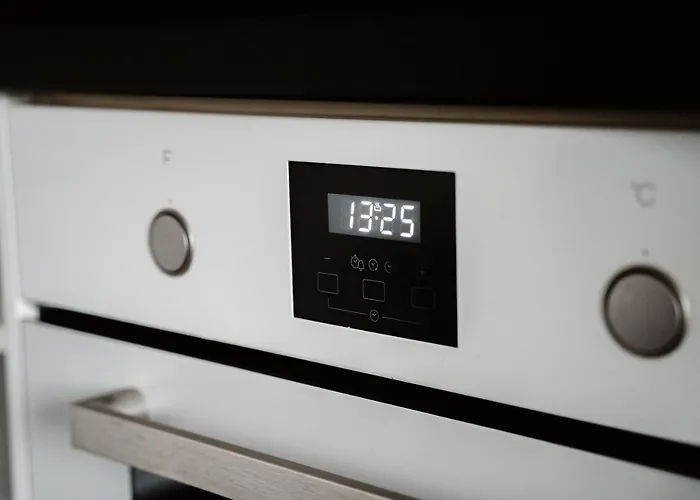 Ah Kuzmanyho Aircon *