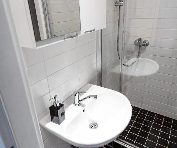 Ah Kuzmanyho Aircon Apartment